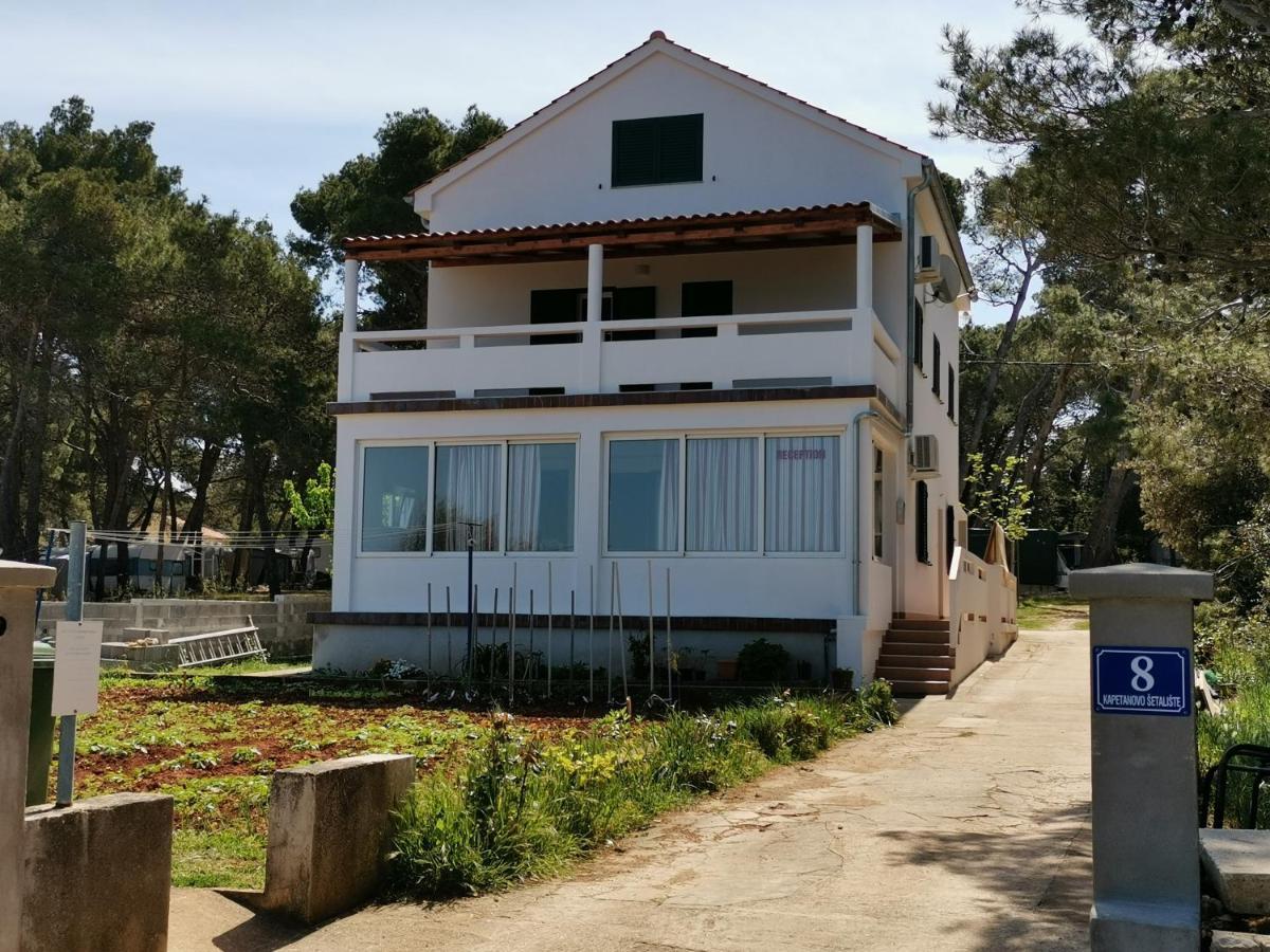 Apartments By The Sea Susica, Ugljan - 3462 Exterior foto